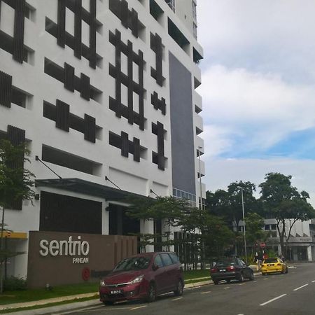 My Sentrio Apartment Kuala Lumpur Bagian luar foto
