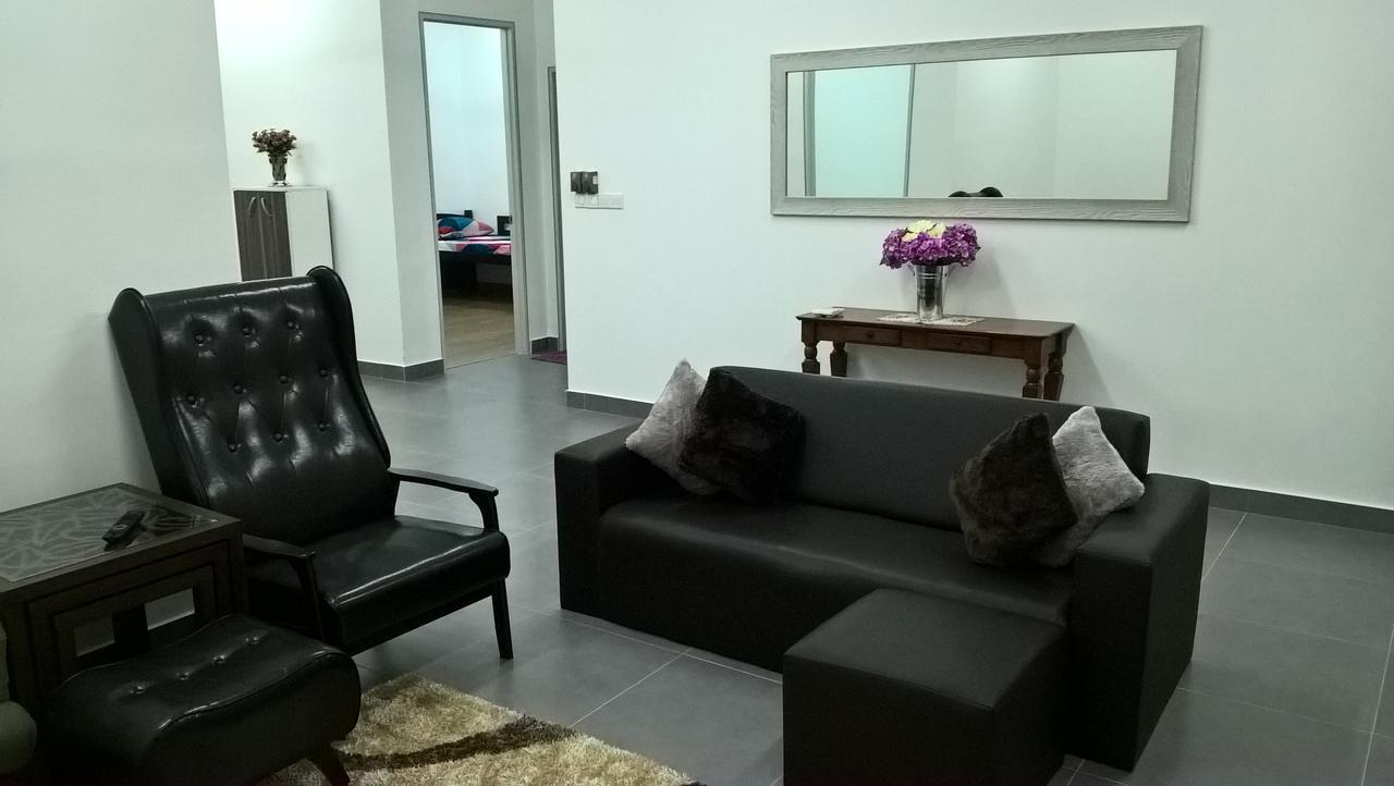 My Sentrio Apartment Kuala Lumpur Bagian luar foto