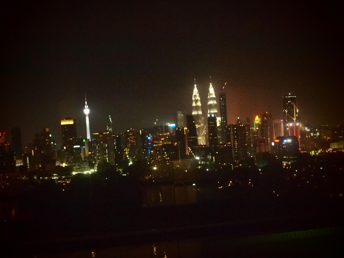 My Sentrio Apartment Kuala Lumpur Bagian luar foto